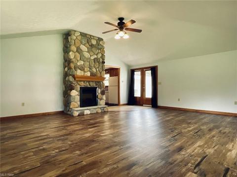 2187 James St, Ashtabula, OH 44004 photo 4