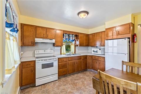 2945 15th St NW, Canton, OH 44708 photo 5