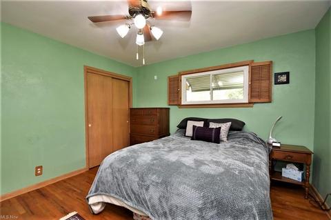 1015 Hanley, Lyndhurst, OH 44124 photo 16