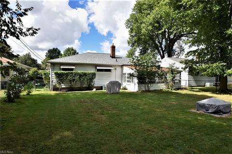 1015 Hanley, Lyndhurst, OH 44124 photo 29