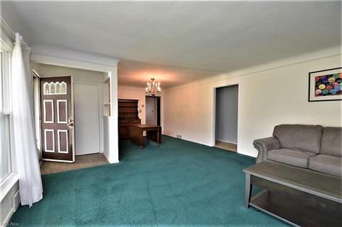 1015 Hanley, Lyndhurst, OH 44124 photo 6