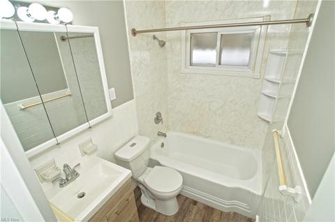 924 E 245th St, Euclid, OH 44123 photo 16