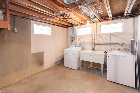 6419 Grosse Dr, Brook Park, OH 44142 photo 26
