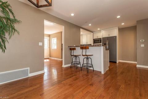 5276 Lynd Ave, Lyndhurst, OH 44124 photo 13