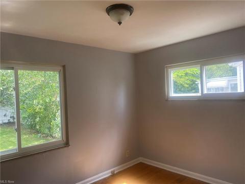 261 E 232nd St, Euclid, OH 44123 photo 16