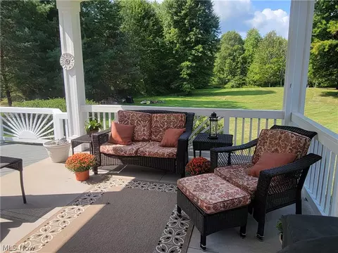9293 Nichols Rd, Garrettsville, OH 44231 photo 6