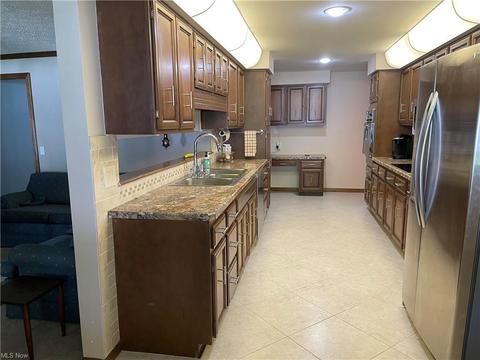 39562 Robert Ln, Elyria, OH 44035 photo 10