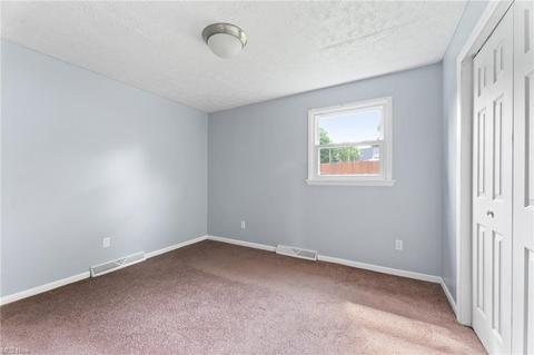 80 Omar St, Struthers, OH 44471 photo 11