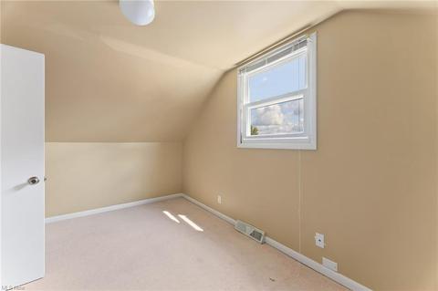 80 Omar St, Struthers, OH 44471 photo 17