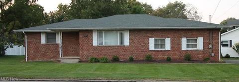 805 Poland Ave, Struthers, OH 44471 photo 1