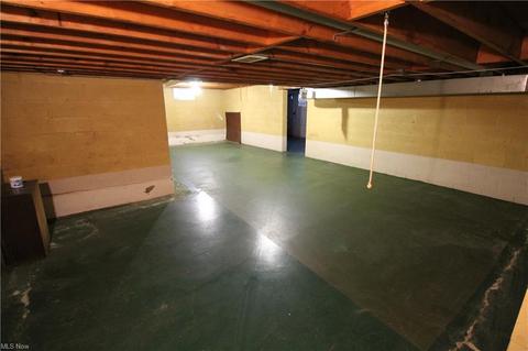 805 Poland Ave, Struthers, OH 44471 photo 19