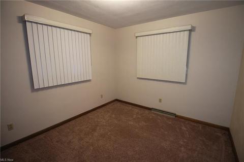 805 Poland Ave, Struthers, OH 44471 photo 12