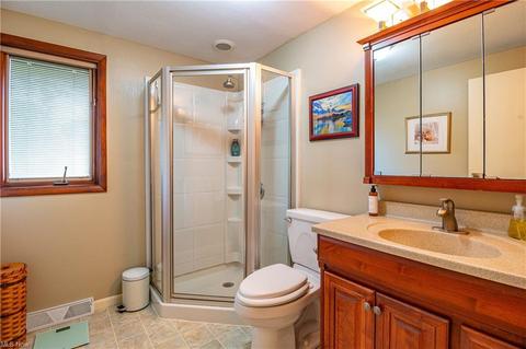313 Hamilton Cir, Elyria, OH 44035 photo 23
