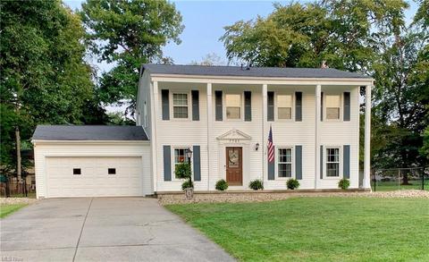 7761 E Parkside Dr, Youngstown, OH 44512 photo 1