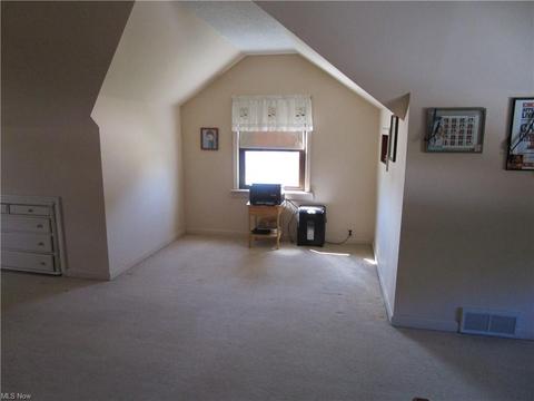 2129 E 290th St, Wickliffe, OH 44092 photo 11