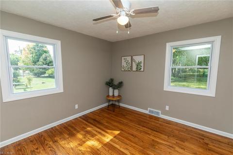 730 Clyde St, Akron, OH 44310 photo 17