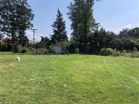 747 Washington Ave, Elyria, OH 44035 photo 3