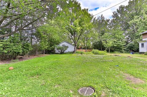 196 Beech St, Berea, OH 44017 photo 10