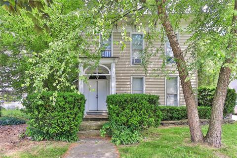 196 Beech St, Berea, OH 44017 photo 3