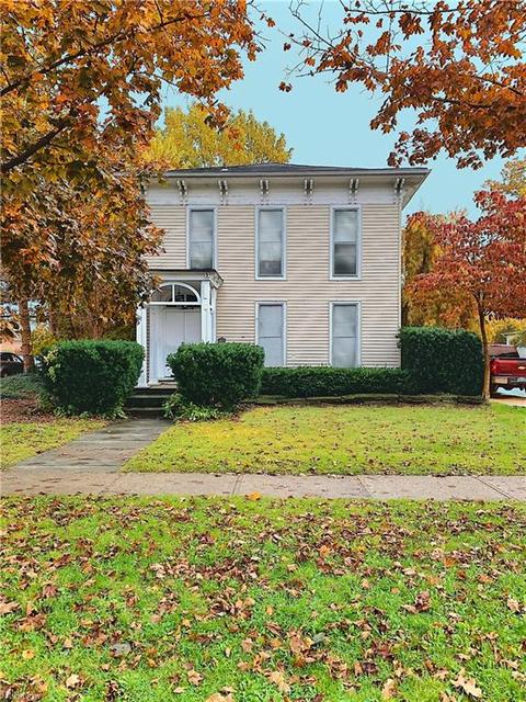 196 Beech St, Berea, OH 44017 photo 1