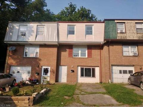 425 Jones St, Wheeling, WV 26003 photo 2