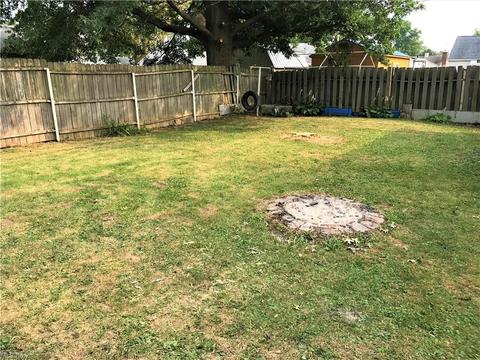 2540 E 38th St, Lorain, OH 44055 photo 5