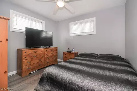 1946 E 37th St, Lorain, OH 44055 photo 5