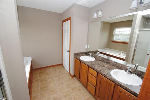 4561 Bellow Dr, Lorain, OH 44053 photo 20