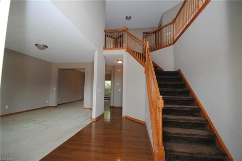 4561 Bellow Dr, Lorain, OH 44053 photo 10