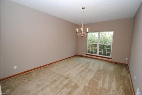 4561 Bellow Dr, Lorain, OH 44053 photo 14