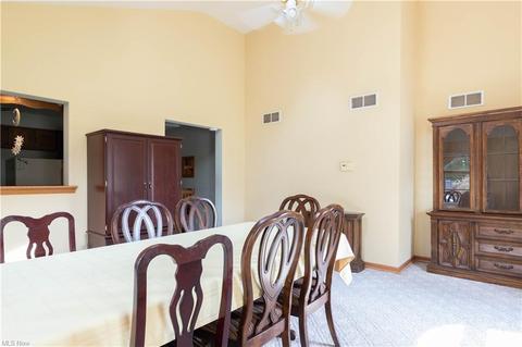 456 Como St, Struthers, OH 44471 photo 7