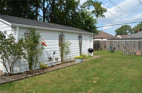 3202 Ingleside Dr, Parma, OH 44134 photo 21