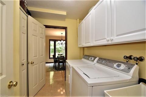 37285 Valley Forge Dr, Solon, OH 44139 photo 17