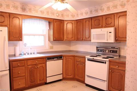 120 Brookvalley Dr, Elyria, OH 44035 photo 6