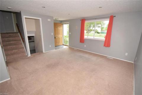 1412 Apache Trl, Stow, OH 44224 photo 6