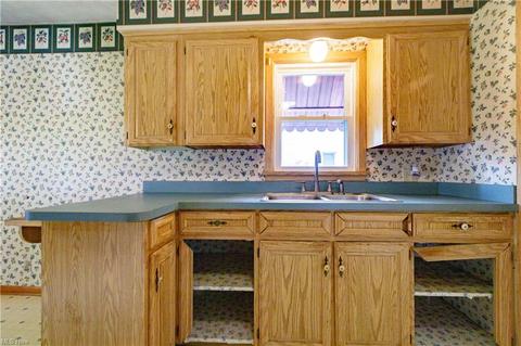 2945 19th St NW, Canton, OH 44708 photo 8