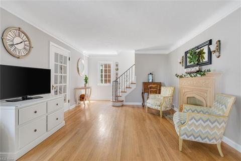 90 E 216th St, Euclid, OH 44123 photo 7