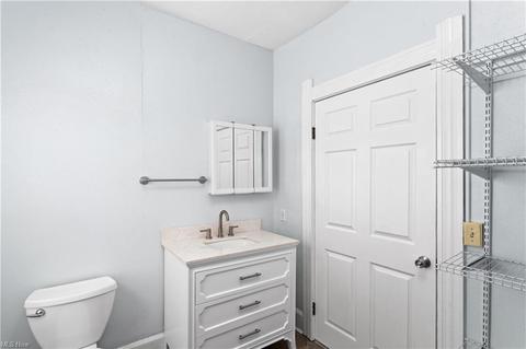 365 Columbus St, Elyria, OH 44035 photo 10