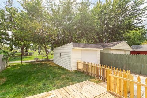 365 Columbus St, Elyria, OH 44035 photo 28
