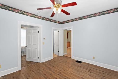 365 Columbus St, Elyria, OH 44035 photo 8