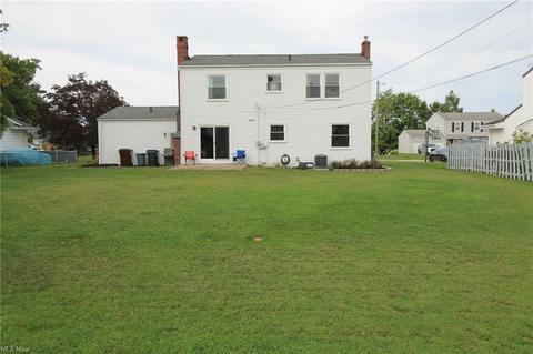 1943 David Ave, Parma, OH 44134 photo 3