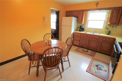 1943 David Ave, Parma, OH 44134 photo 10