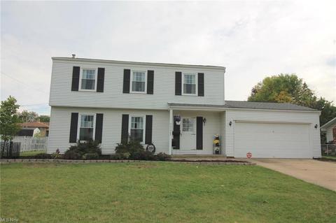 1943 David Ave, Parma, OH 44134 photo 2