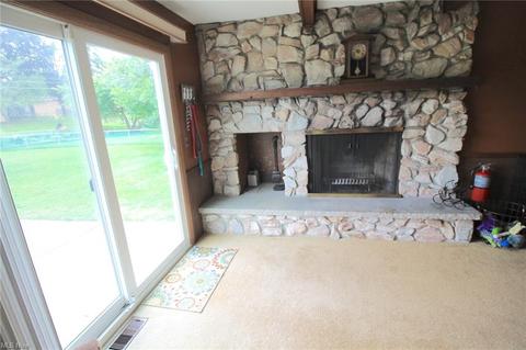 1943 David Ave, Parma, OH 44134 photo 15