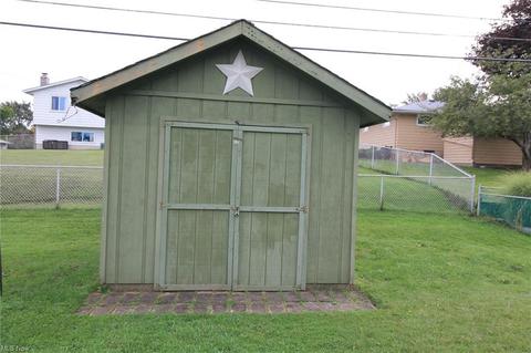 1943 David Ave, Parma, OH 44134 photo 30