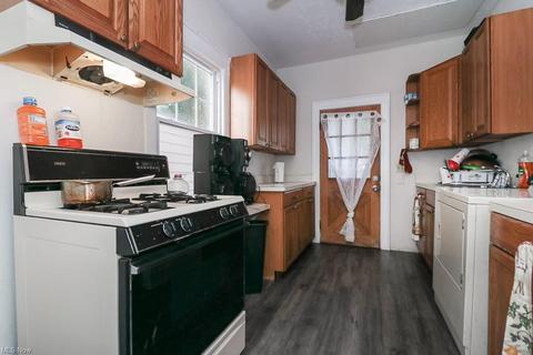 3044 Broadway, Lorain, OH 44055 photo 21