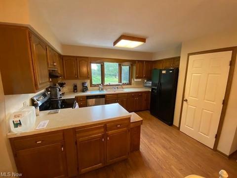 6932 Big Spring Ave NE, Canton, OH 44721 photo 3