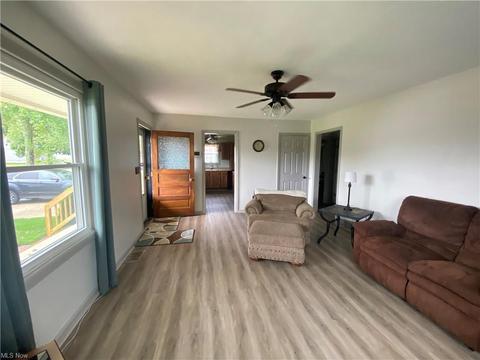 3219 Latimer Ave, Ashtabula, OH 44004 photo 11