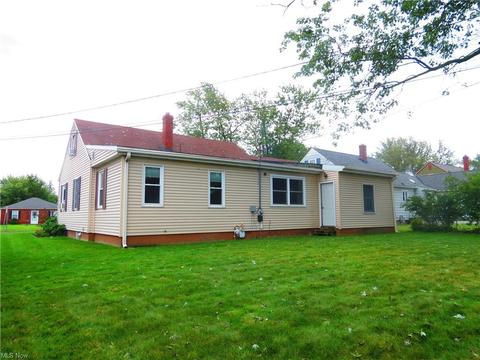 3219 Latimer Ave, Ashtabula, OH 44004 photo 5