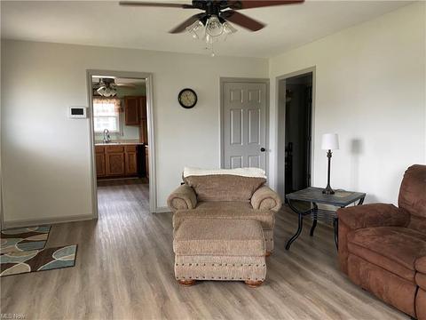 3219 Latimer Ave, Ashtabula, OH 44004 photo 8